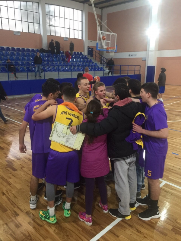 ΠΡΩΤΟΙ ΣΤΗΝ ΠΡΩΤΗ ΦΑΣΗ ΚΑΙ ΚΛΗΡΩΣΗ